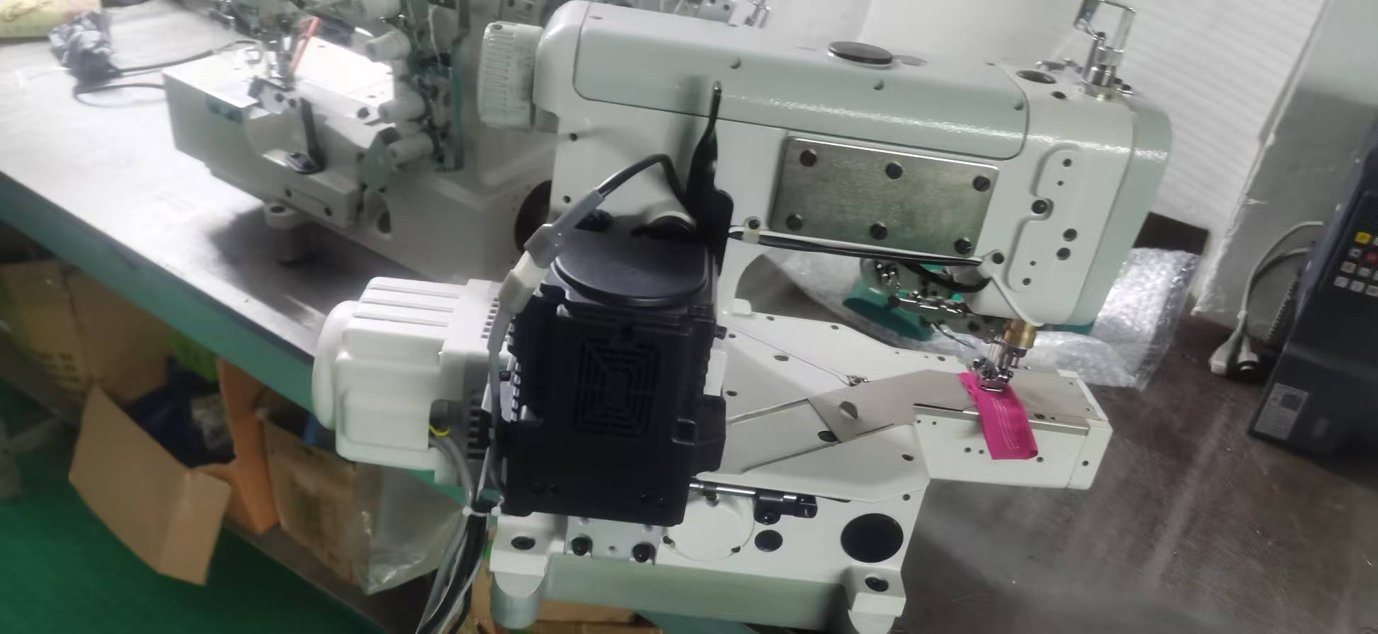 Máquina de Costura Industrial  - Sewing Industry avaliação e preço